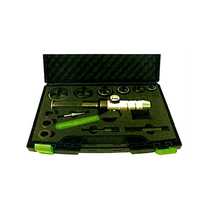 Composition d’outils avec appareil hydraulique